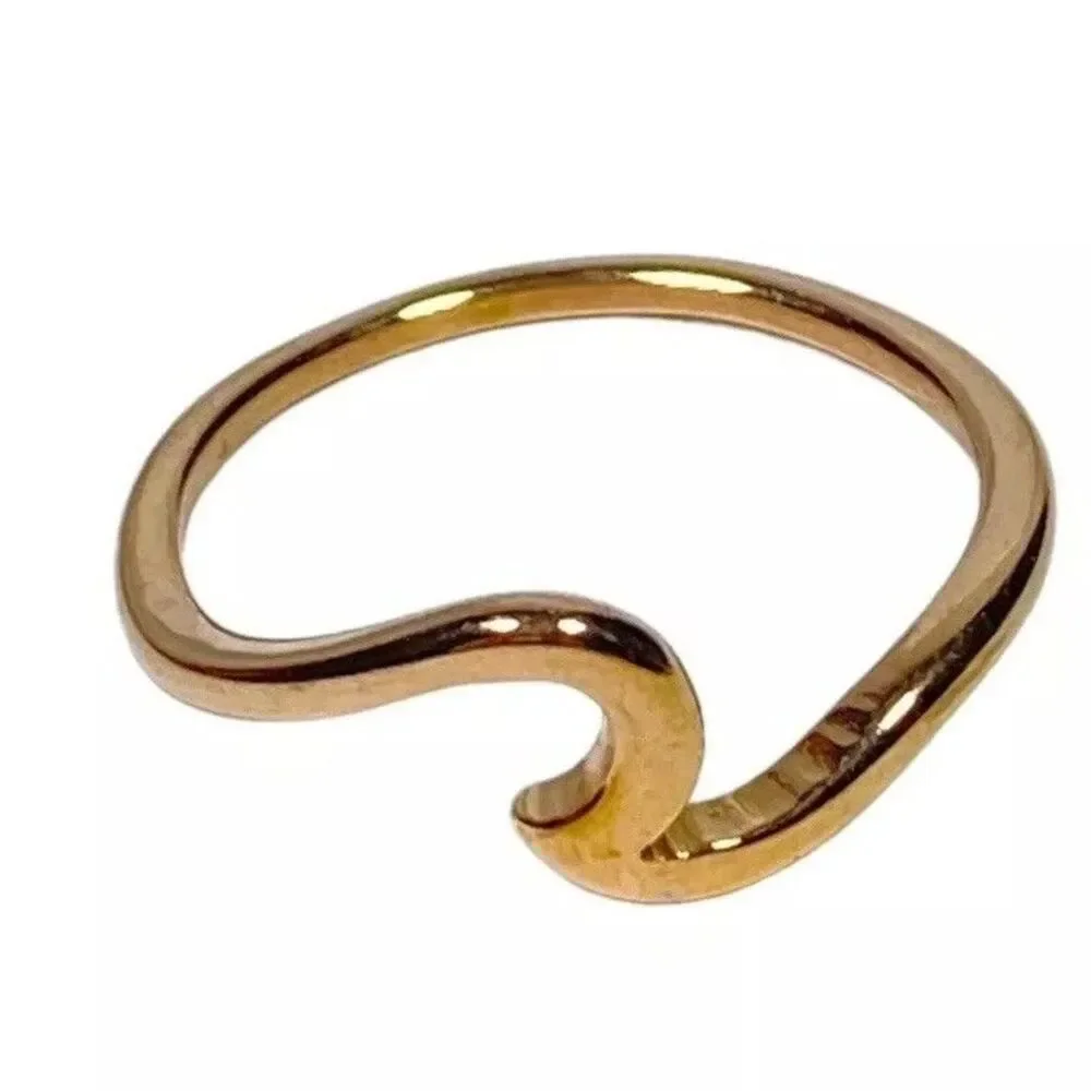 Rose Gold Tone Ring Size 7.5 Wave Shape Curved Asymmetrical Band Surfer Coastal